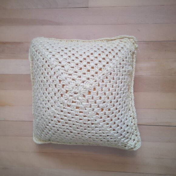 Handmade Crochet 56"x 43" Afghan in Ripple Pattern Tan & Multi + 14"x14" Pillow - Picture 5 of 7
